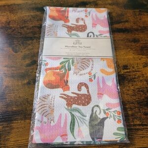 NEW Karma Eco Friendly Cat Tea Towel Recycled Microfiber Animal Print House